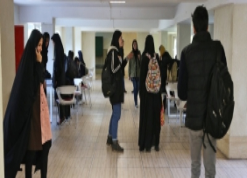 Իրանցի ուսանողները վշտակցել են Աֆղանստանում երկրաշարժից տուժածներին
